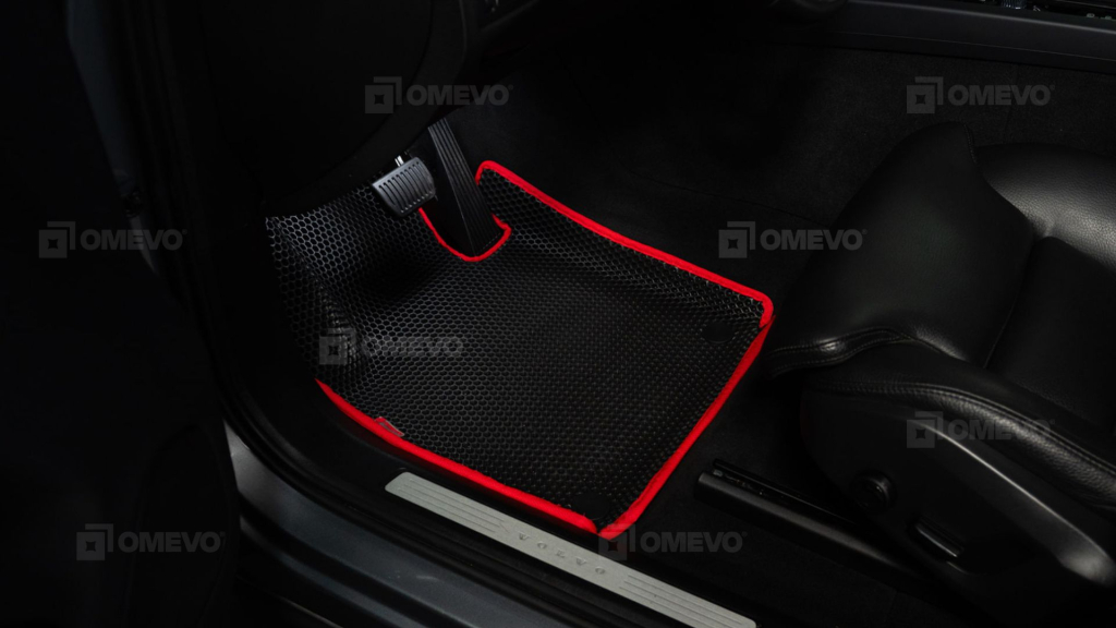 OMEVO 5D PRO dywanik kierowcy czarny czerwony