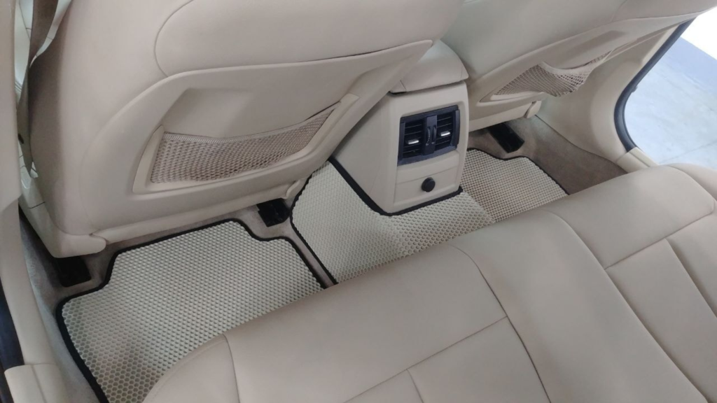 Omevo EVA Dywaniki BMW 3 F30 - Dywaniki Tylnego Rzędu