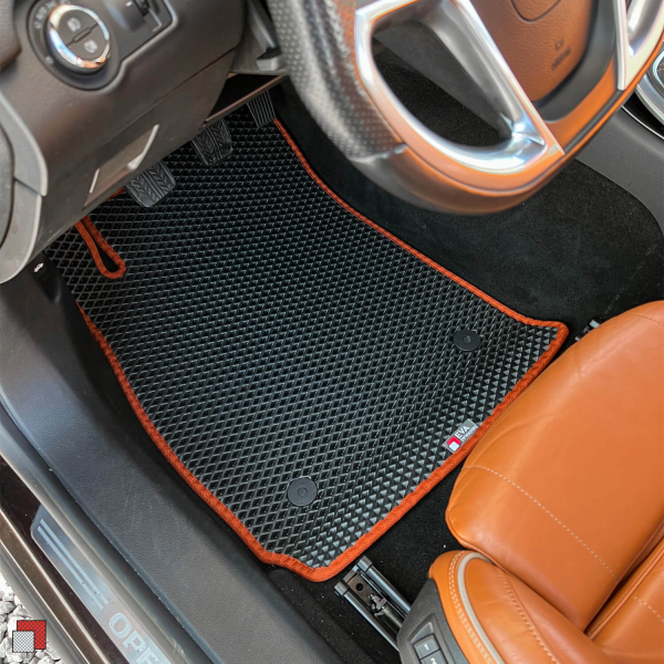 Opel Insignia dywaniki czarne pomarańczowe